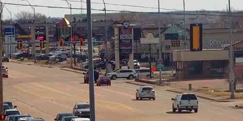 LIVE: Traffic on 41st Street - Sioux Falls