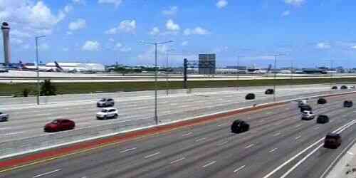 Aeropuerto Internacional webcam - Miami