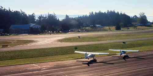LIVE: Friday Harbor Airport - FHR - Bellingham