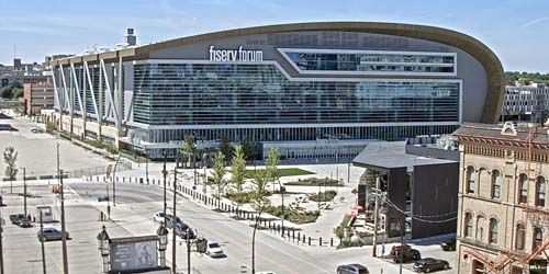Fiserv Forum - multifunctional sports arena webcam - Milwaukee