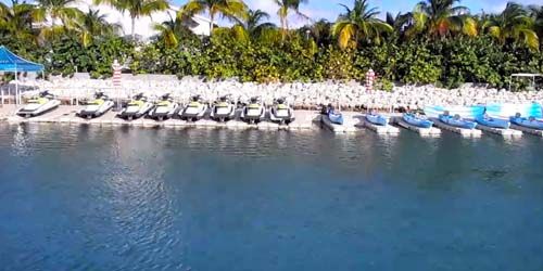 Baie avec bateaux et yachts webcam - Marathon