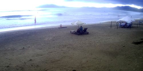 Playa Tamarindo Webcam