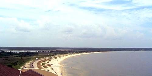 Sandy beaches on the Gulf Coast webcam - Biloxi