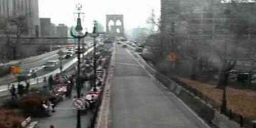 LIVE: Brooklyn Bridge Blvd - New York
