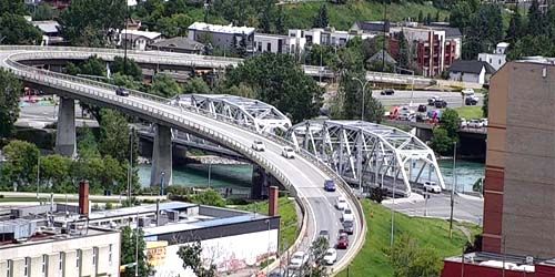 Langevin Bridge over the Bow River Webcam