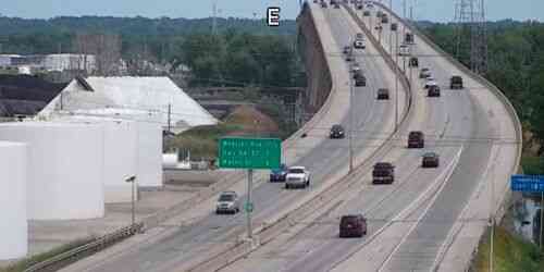 LIVE: Leo Frigo Memorial Bridge - Green Bay