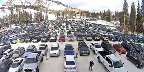 LIVE: Brighton Resort - Car parking - Salt Lake City