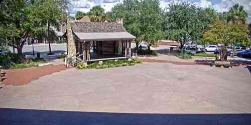 LIVE: Brownwood Paddock Square - The Villages