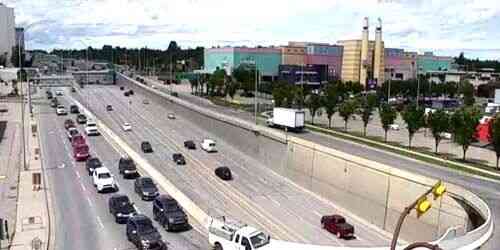 LIVE: CF Chinook Centre - Calgary