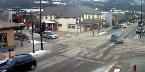 Crossroads in the city center webcam - Canmore