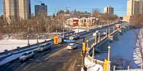 Cummings Bridge, Besserer Park webcam - Ottawa