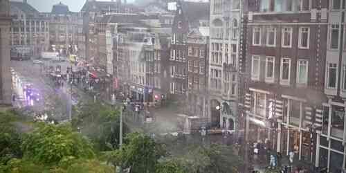 LIVE: Damrak Street - Amsterdam