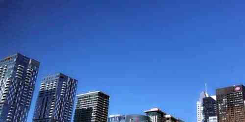 LIVE: Downtown skyscraper view - Montreal