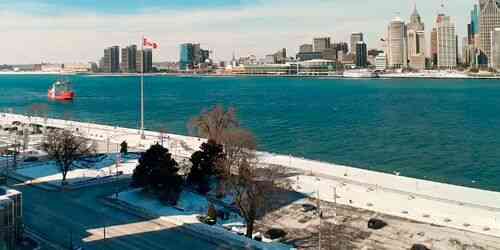 LIVE: Downtown from the Windsor riverfront - Detroit
