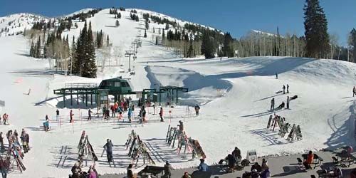 Ski lifts at Grand Targhee Dreamcatcher webcam - Jackson