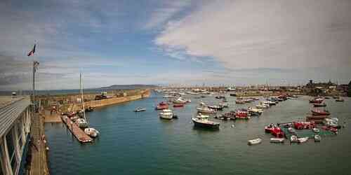 LIVE: Dun Laoghaire Harbour - Dublin