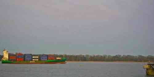 LIVE: Elbe River - Hamburg