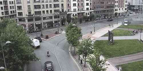 LIVE: Euskadi Square - Bilbao