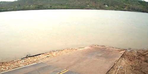 Ferry crossing on the Ohio River Webcam