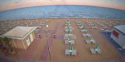 LIVE: Green Beach in Jesolo - Venice