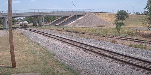 Bridge over the railroad in Greenville webcam - Dallas