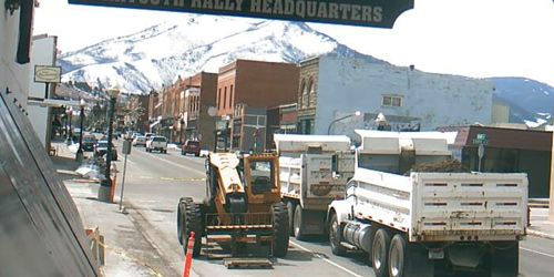 Vista de Grizzly Peak desde las calles de la ciudad webcam - Red Lodge