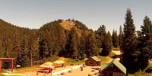 Canada Vancouver Grouse Mountain resort live webcam