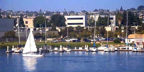 Boats and yachts in Harbor Island webcam - San Diego