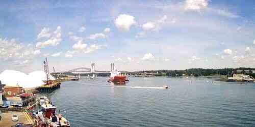 LIVE: Old Harbor, Piscataqua River, Sarah Middlered Long Bridge - Portsmouth
