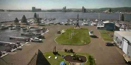 LIVE: Harbor Basin - Duluth