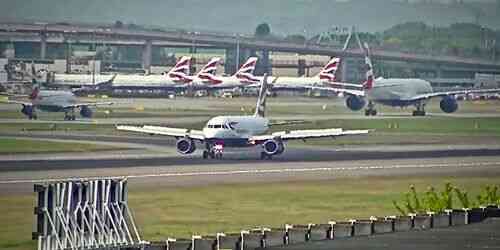 LIVE: Heathrow Airport - London