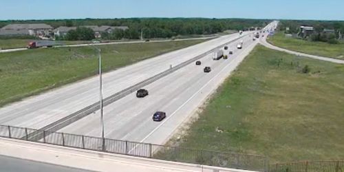 Traffic on the i-90 highway webcam - Janesville