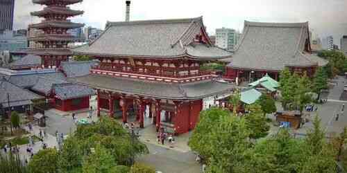 LIVE: Hōzōmon Gate - Tokyo
