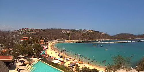 Littoral avec plages Santa Cruz et Huatulco webcam - Crucecita