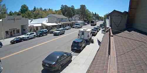 LIVE: Main Street in Julian - San Diego