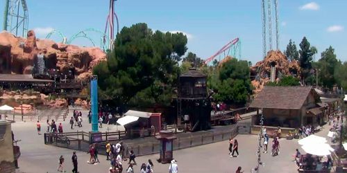 Knott's Berry Farm - California's Best Theme Park webcam - Los Angeles