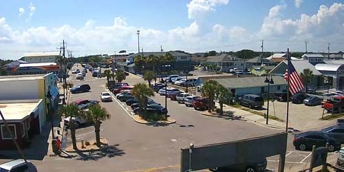 Car parking in front of the beach at Kure Beach webcam - Wilmington