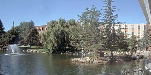 Manzanita Lake at the University of Nevada webcam - Reno