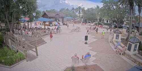 LIVE: Lake Sumter Landing - The Villages