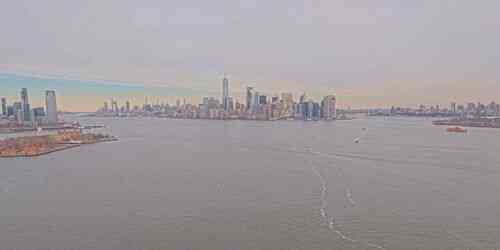 LIVE: Statue of Liberty - City View - New York