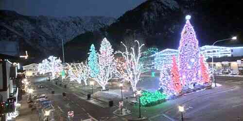 LIVE: Kris Kringl - City Park - Leavenworth