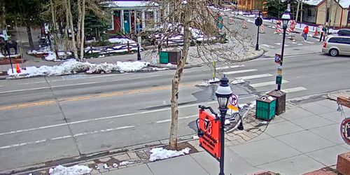 Pedestrians and cars on Main street webcam - Breckenridge