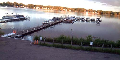 Embarcadero en el lago de Medicina Webcam