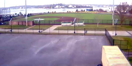 Hendy Field en la Academia Marítima de Massachusetts webcam - New Bedford