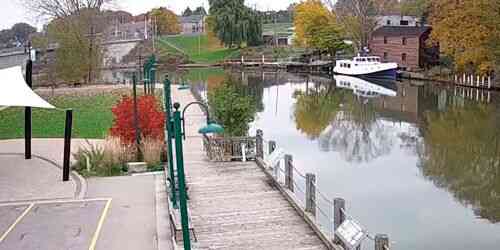 LIVE: Port Dover Harbour Museum - Hamilton