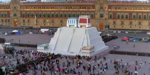 Palacio Nacional en la Plaza de la Constitución webcam - La Ciudad de México