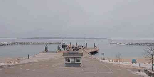 LIVE: Northport Pier - Green Bay