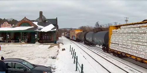 Palmer railway station webcam - Springfield