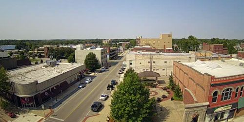 Panorama from a height in the city center webcam - Danville