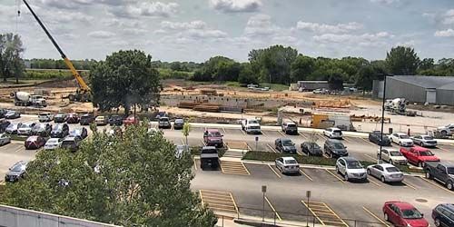 Universidad Auto Parking webcam - Ames